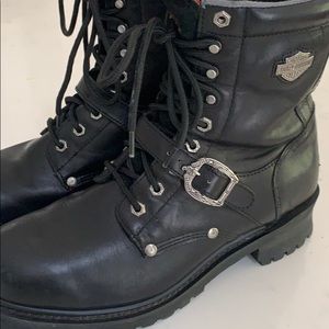 Harley Davidson men’s black riding boots size ten.
